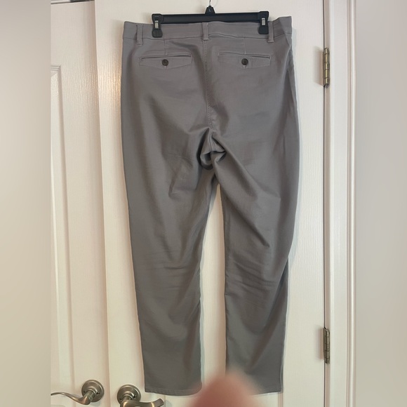 Violets & Roses Gray Pants/Slacks - Picture 2 of 6